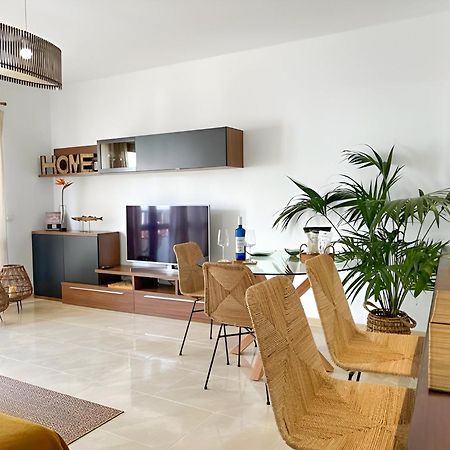 Apartamentos Mares De Lava - Puerto Del Carmen Puerto del Carmen  Dış mekan fotoğraf