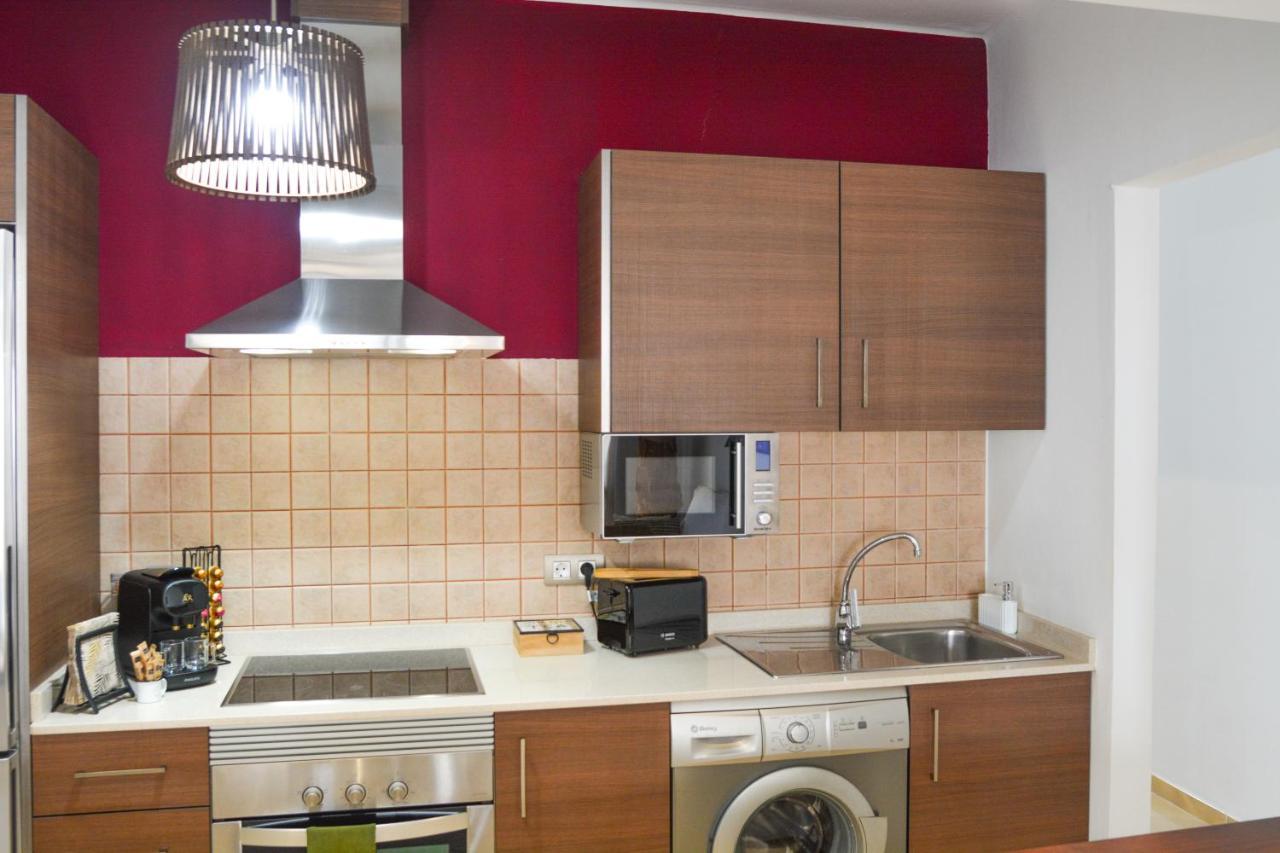 Apartamentos Mares De Lava - Puerto Del Carmen Puerto del Carmen  Dış mekan fotoğraf