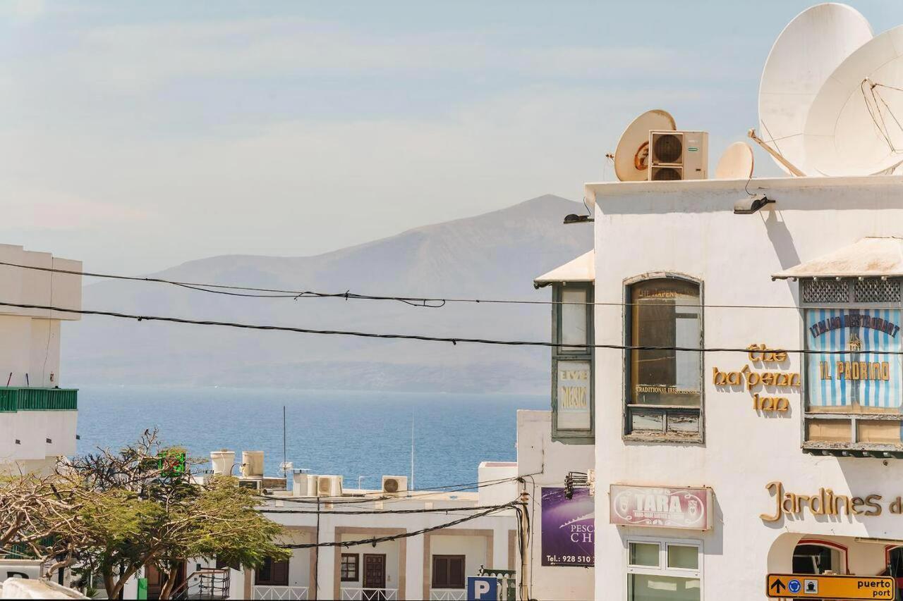 Apartamentos Mares De Lava - Puerto Del Carmen Puerto del Carmen  Dış mekan fotoğraf